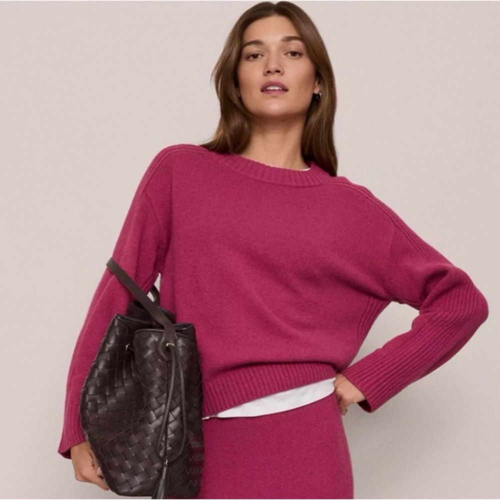 ANN TAYLOR XS RIBBED SWEATER LONG SLEEVE CREW PINK STRAWBERRY SHORTCAKE NWOT